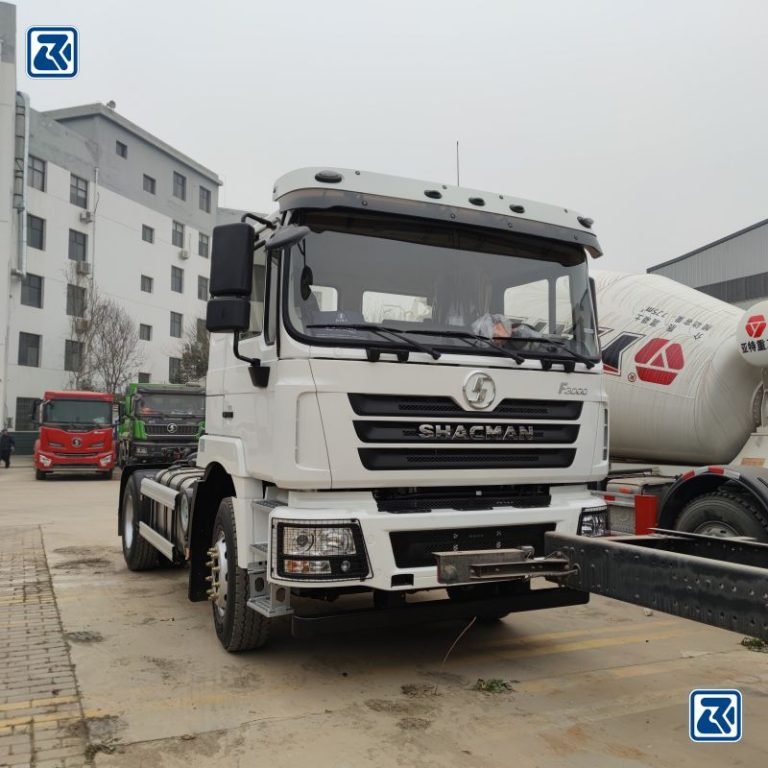 F3000 Tractor Truck 4X2 featuring the distinctive front grille and headlight design