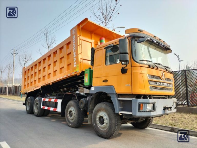 Shacman F3000 8X4 Dump Truck Cargo Bed Raised for Powerful Heavy Duty Capacity