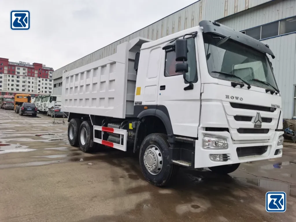 What Work Environments are HOWO Dump Trucks Suitable For?