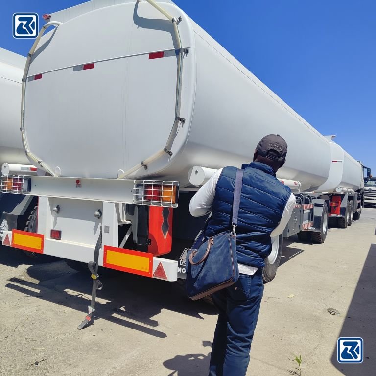 Preparation of HOWO tanker truck before refuelling