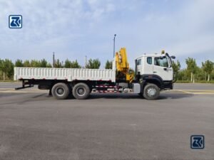 How to Maintain the Hydraulic System of a HOWO Crane?