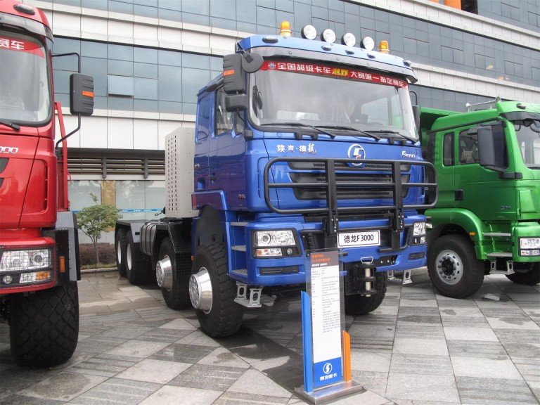 SHACMAN F3000 Tractor Truck 8X8(1)